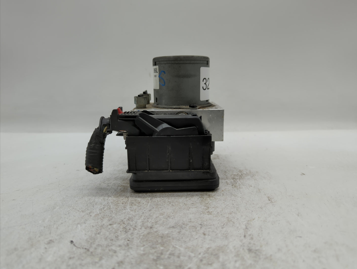 2017-2018 Chevrolet Trax ABS Pump Control Module Replacement P/N:42643519 42520669, 42563014 Fits Fits 2017 2018 2019 OEM Us