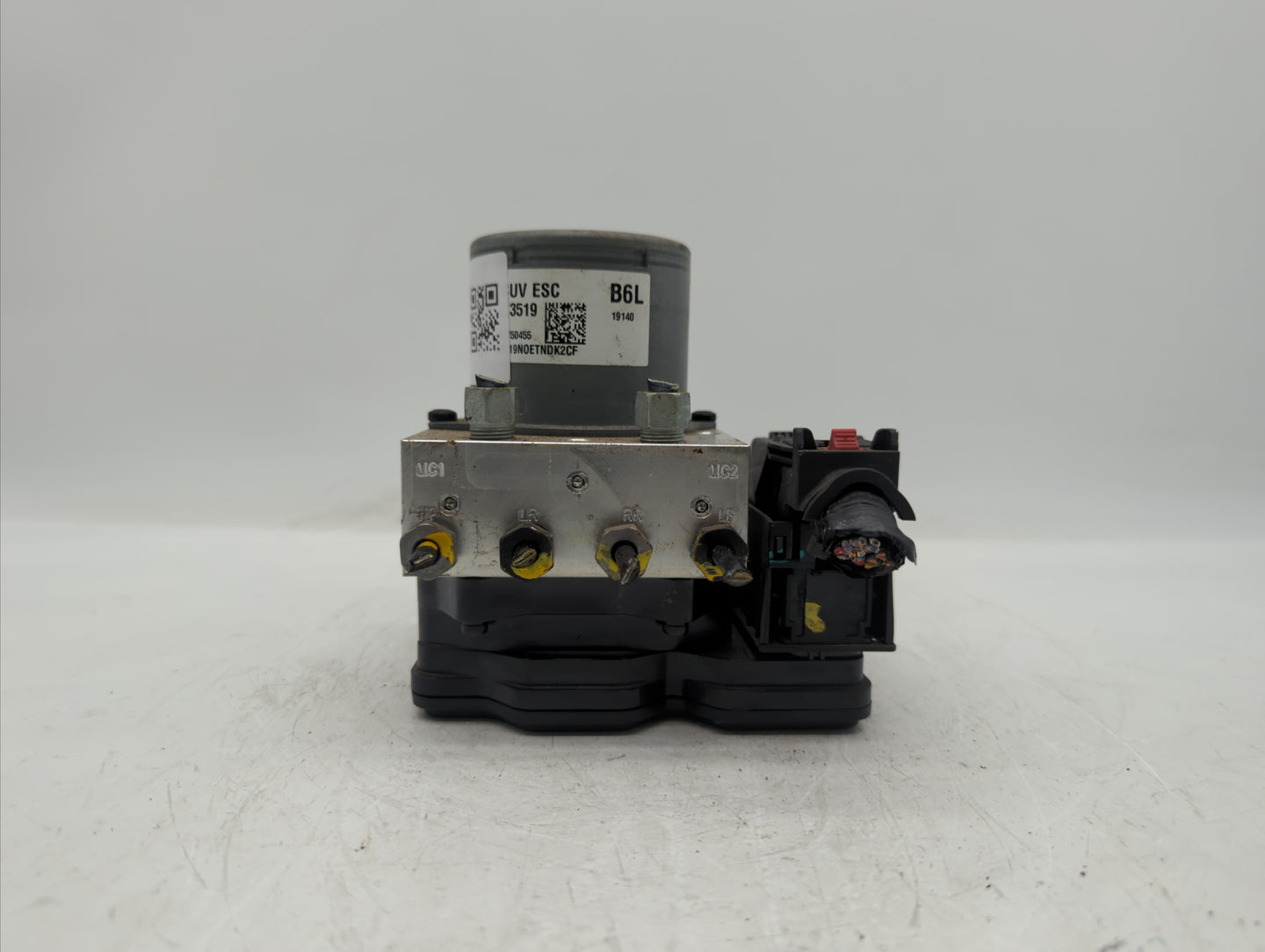 2017-2018 Chevrolet Trax ABS Pump Control Module Replacement P/N:42643519 42520669, 42563014 Fits Fits 2017 2018 2019 OEM Us