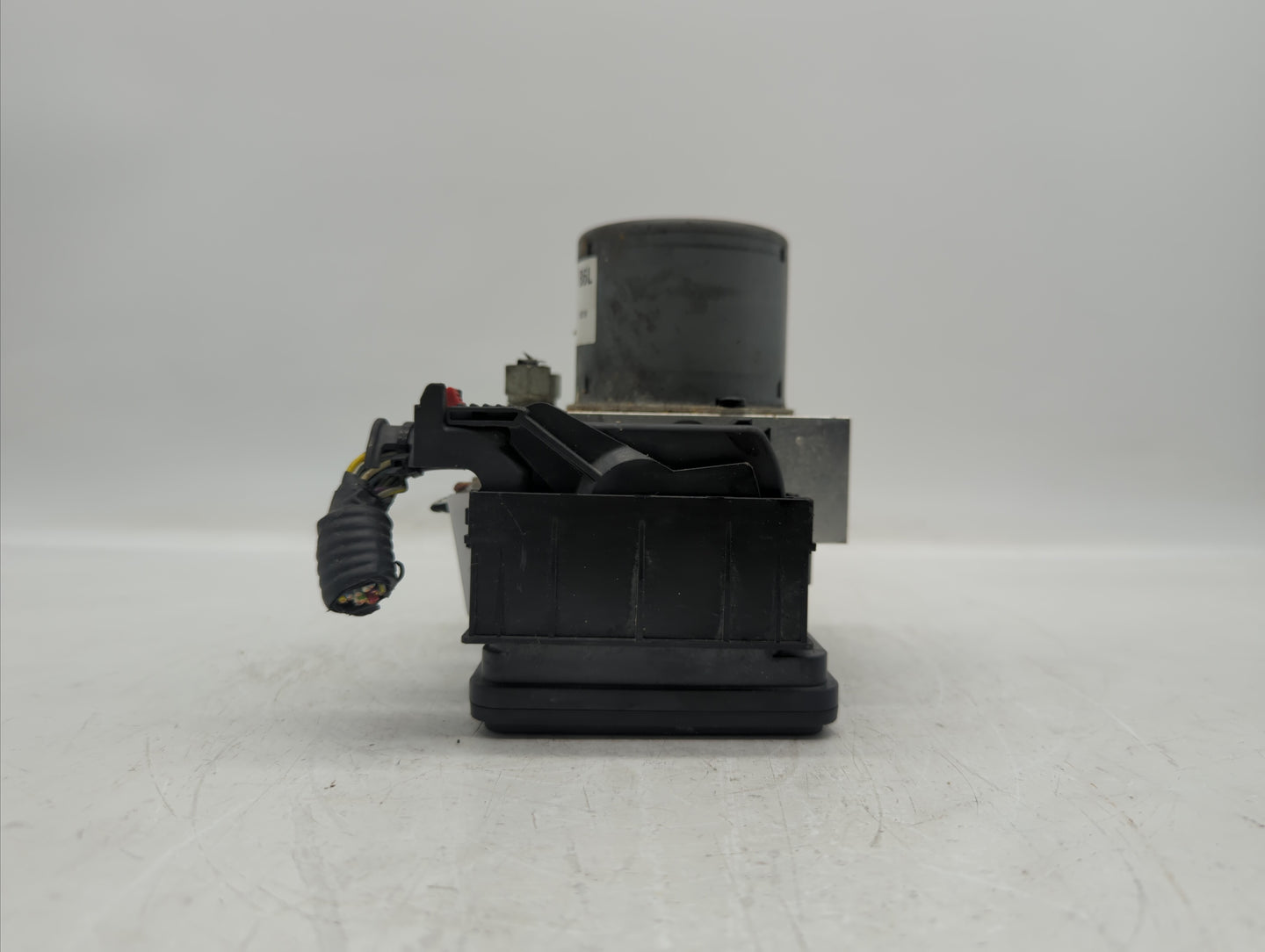 2017-2018 Chevrolet Trax ABS Pump Control Module Replacement P/N:42643519 42520669, 42563014 Fits Fits 2017 2018 2019 OEM Us