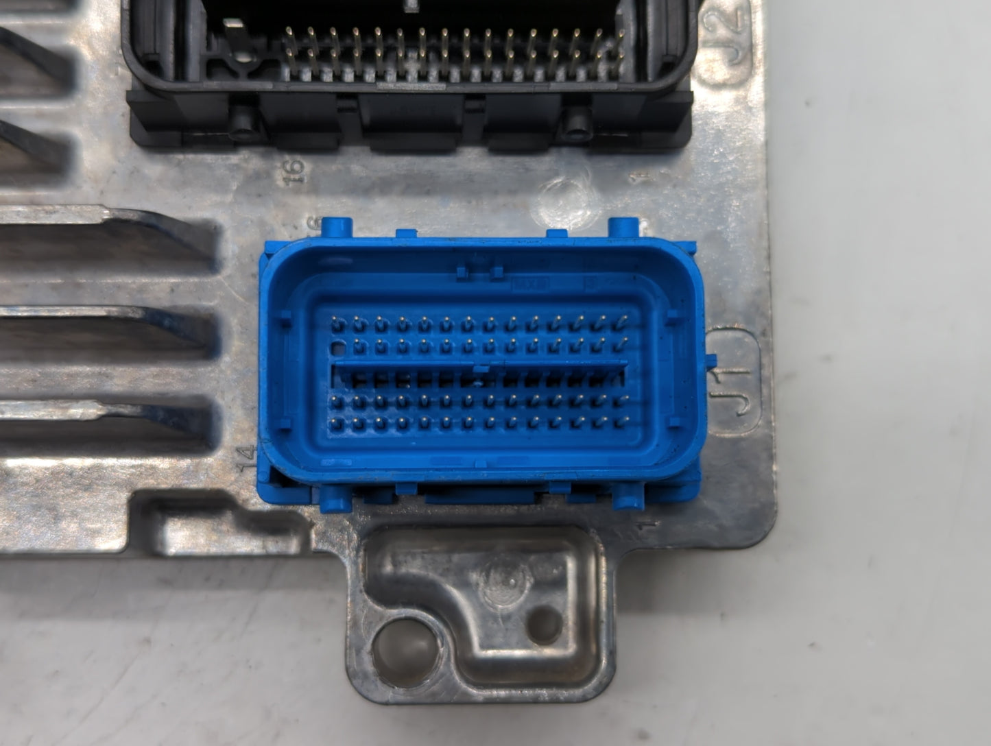 2017-2018 Chevrolet Trax PCM Engine Control Computer ECU ECM PCU OEM P/N:12679097 12692201, 12685936 Fits Fits 2017 2018 201