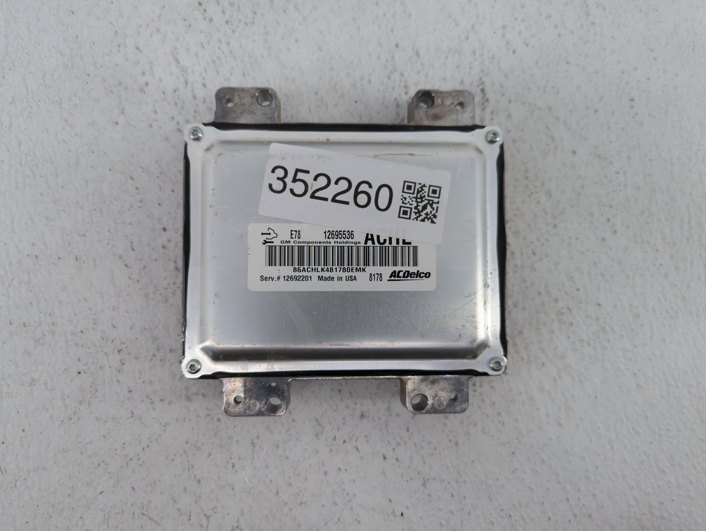 2017-2018 Chevrolet Trax PCM Engine Control Computer ECU ECM PCU OEM P/N:12697793 12706635, 12679097 Fits Fits 2017 2018 201