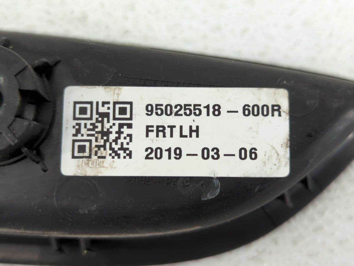 2019 Chevrolet Trax Master Power Window Switch Replacement Driver Side Left P/N:22915128 13408454 Fits OEM Used Auto Parts -