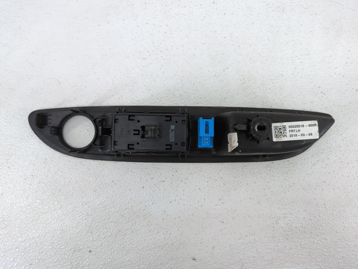 2019 Chevrolet Trax Master Power Window Switch Replacement Driver Side Left P/N:22915128 13408454 Fits OEM Used Auto Parts -