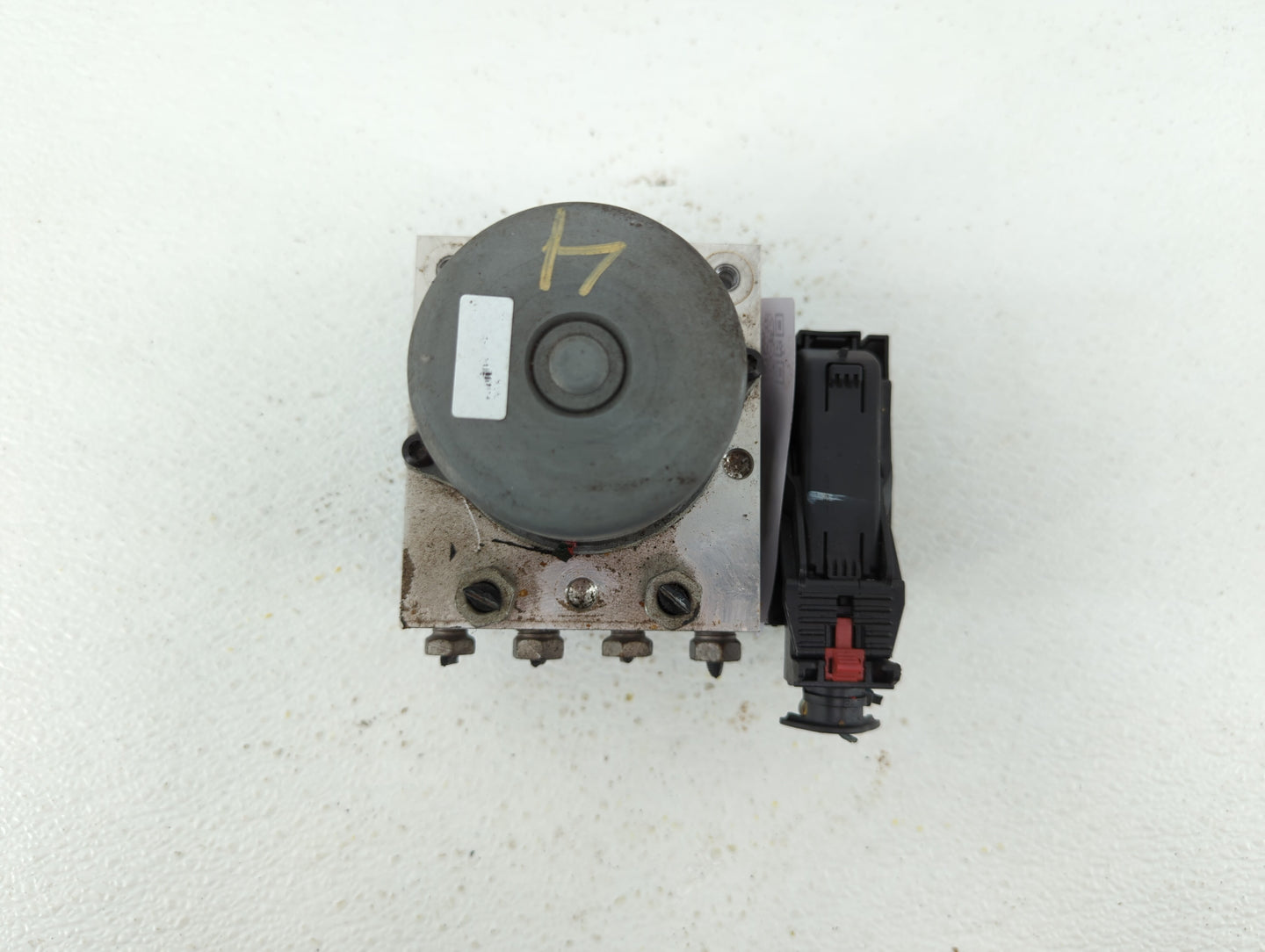2017-2018 Chevrolet Trax ABS Pump Control Module Replacement P/N:42563014 42643519 Fits Fits 2017 2018 OEM Used Auto Parts -