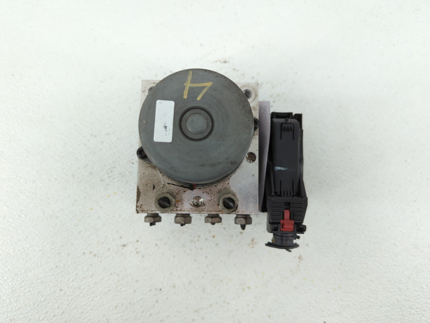 2017-2018 Chevrolet Trax ABS Pump Control Module Replacement P/N:42563014 42643519 Fits Fits 2017 2018 OEM Used Auto Parts -