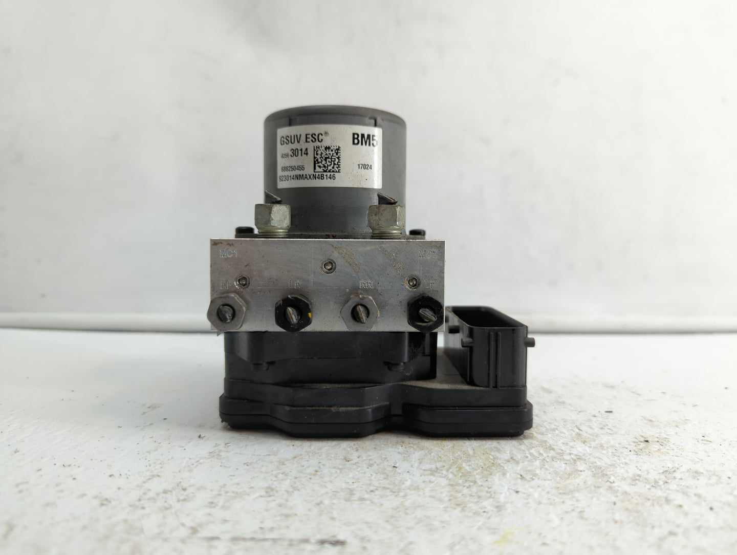 2017-2020 Chevrolet Trax ABS Pump Control Module Replacement P/N:42563014 42643519 Fits Fits 2017 2018 2019 2020 OEM Used Au