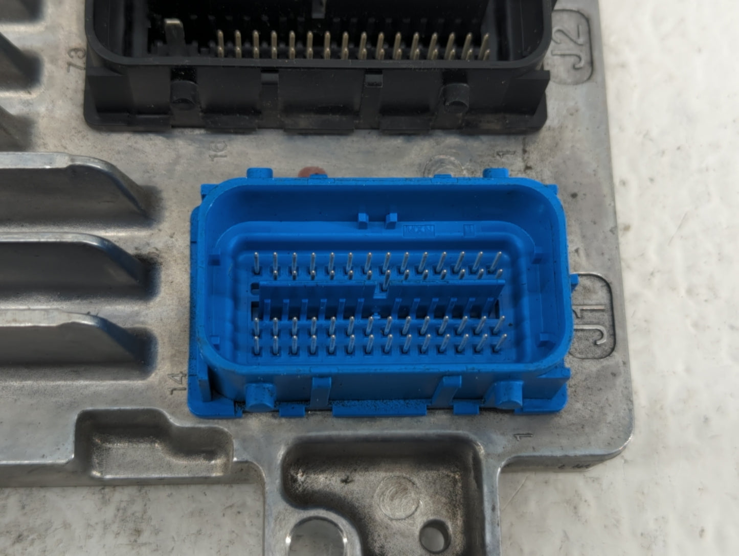 2017-2018 Chevrolet Trax PCM Engine Control Computer ECU ECM PCU OEM P/N:12692201 12679097, 12685776 Fits Fits 2017 2018 201