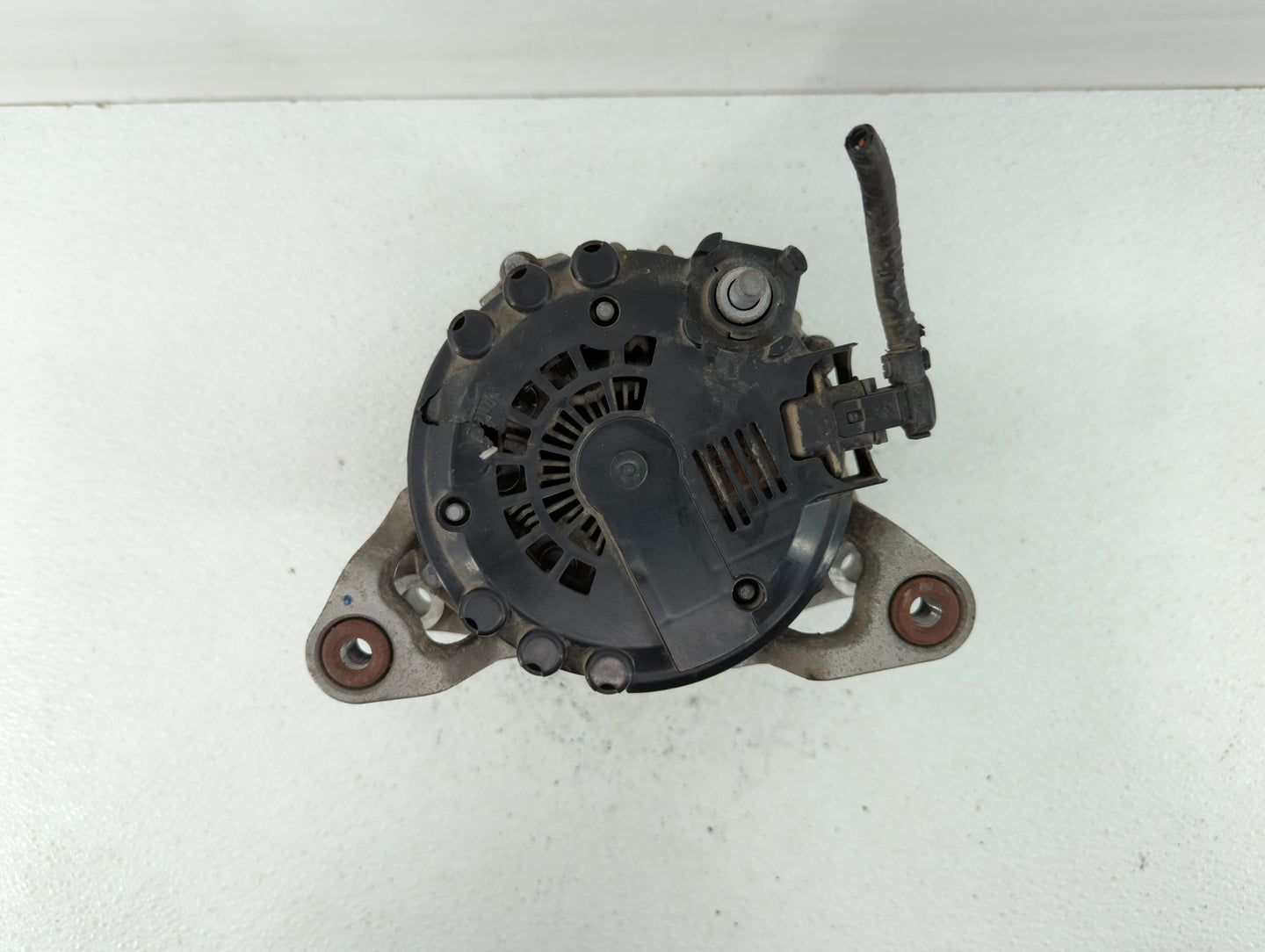 2013-2018 Chevrolet Trax Alternator Replacement Generator Charging Assembly Engine OEM P/N:13577154 13597226 Fits OEM Used A