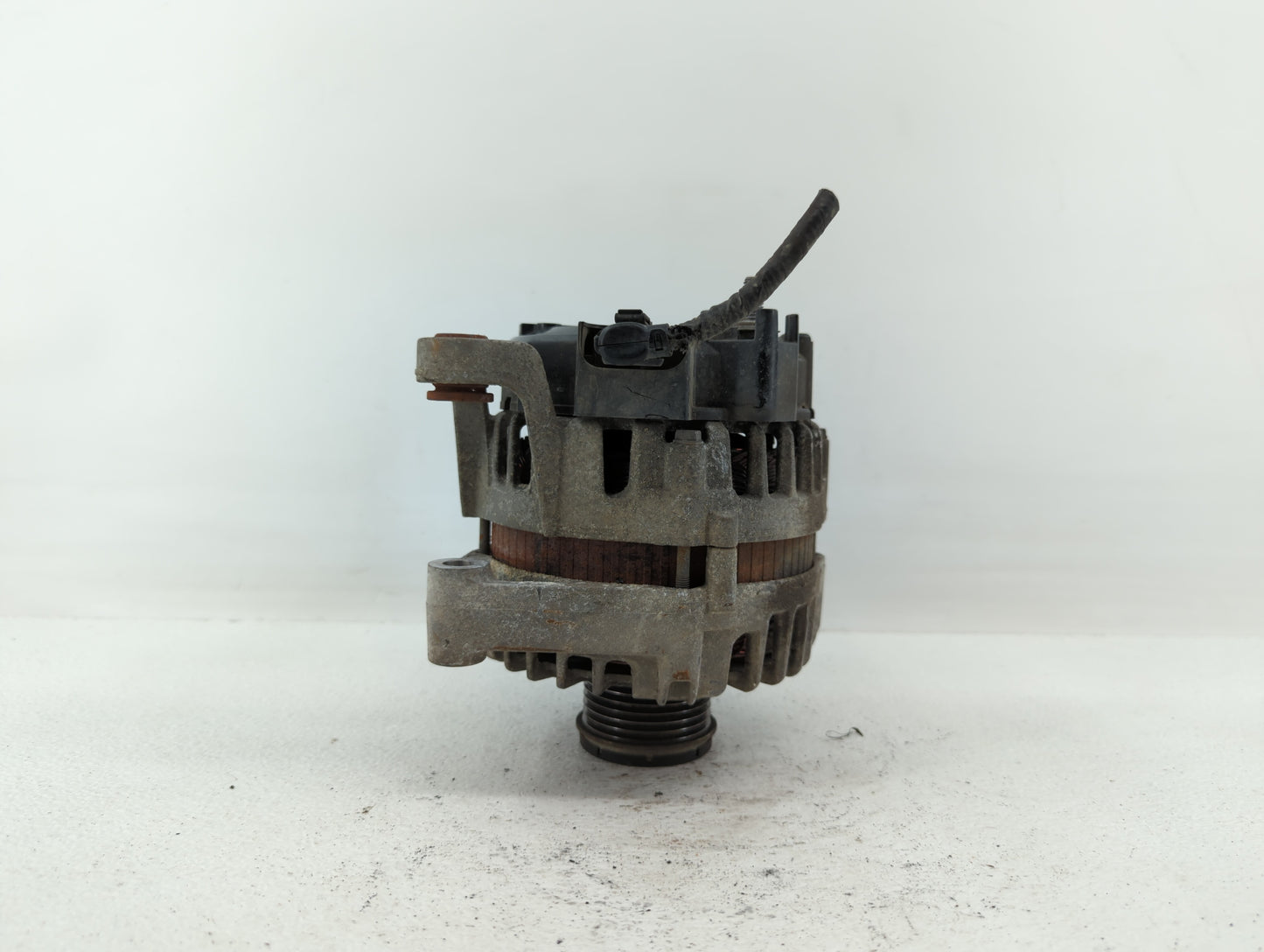 2013-2018 Chevrolet Trax Alternator Replacement Generator Charging Assembly Engine OEM P/N:13577154 13597226 Fits OEM Used A