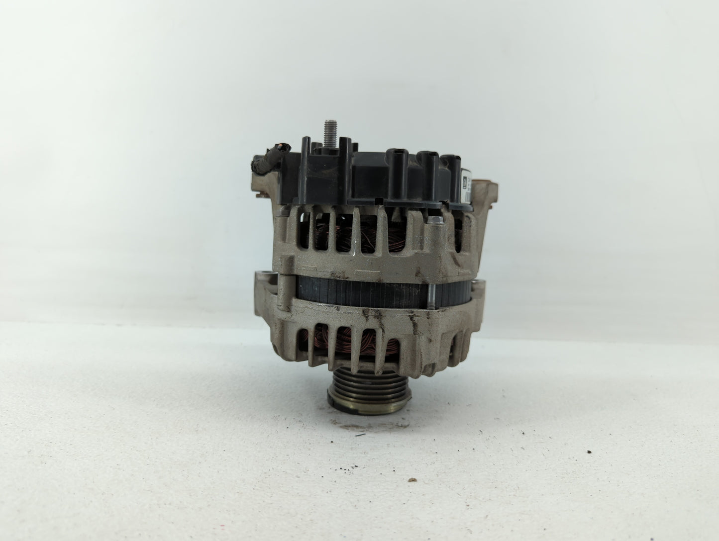 2013-2018 Chevrolet Trax Alternator Replacement Generator Charging Assembly Engine OEM P/N:13577154 13597226 Fits OEM Used A