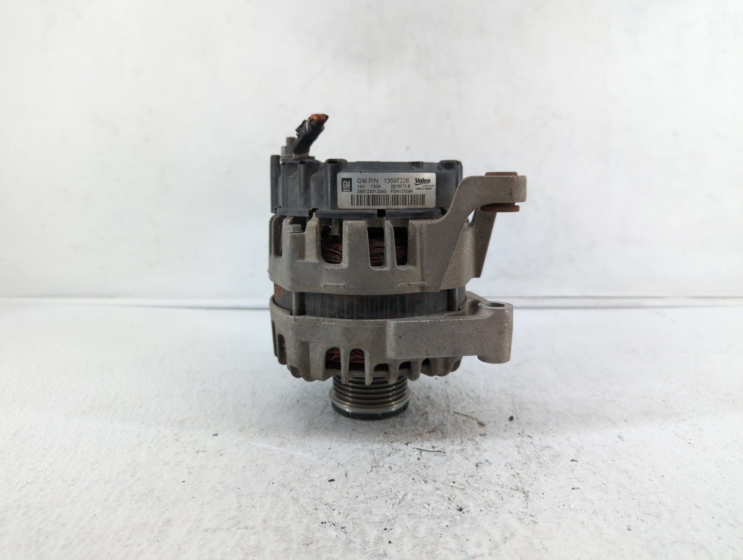 2013-2018 Chevrolet Trax Alternator Replacement Generator Charging Assembly Engine OEM P/N:13577154 13597226 Fits OEM Used A