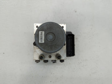 2017-2021 Chevrolet Trax ABS Pump Control Module Replacement P/N:42520669 42643519, 42563014 Fits Fits 2017 2018 2019 2020 2021 OEM Used Auto Parts