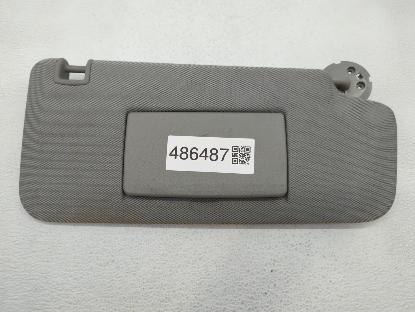 2017-2021 Chevrolet Trax Sun Visor Shade Replacement Passenger Right Mirror Fits Fits 2017 2018 2019 2020 2021 OEM Used Auto