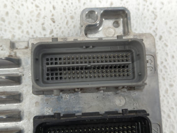 2017-2021 Chevrolet Trax PCM Engine Control Computer ECU ECM PCU OEM P/N:12695536 Fits Fits 2017 2018 2019 2020 2021 OEM Used Auto Parts