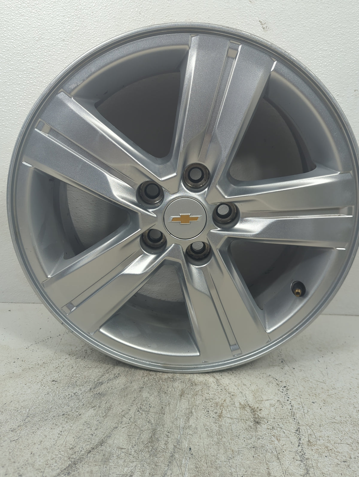 2019 Chevrolet Trax Oem Wheel Rim 5015002 - Oemusedautoparts1.com
