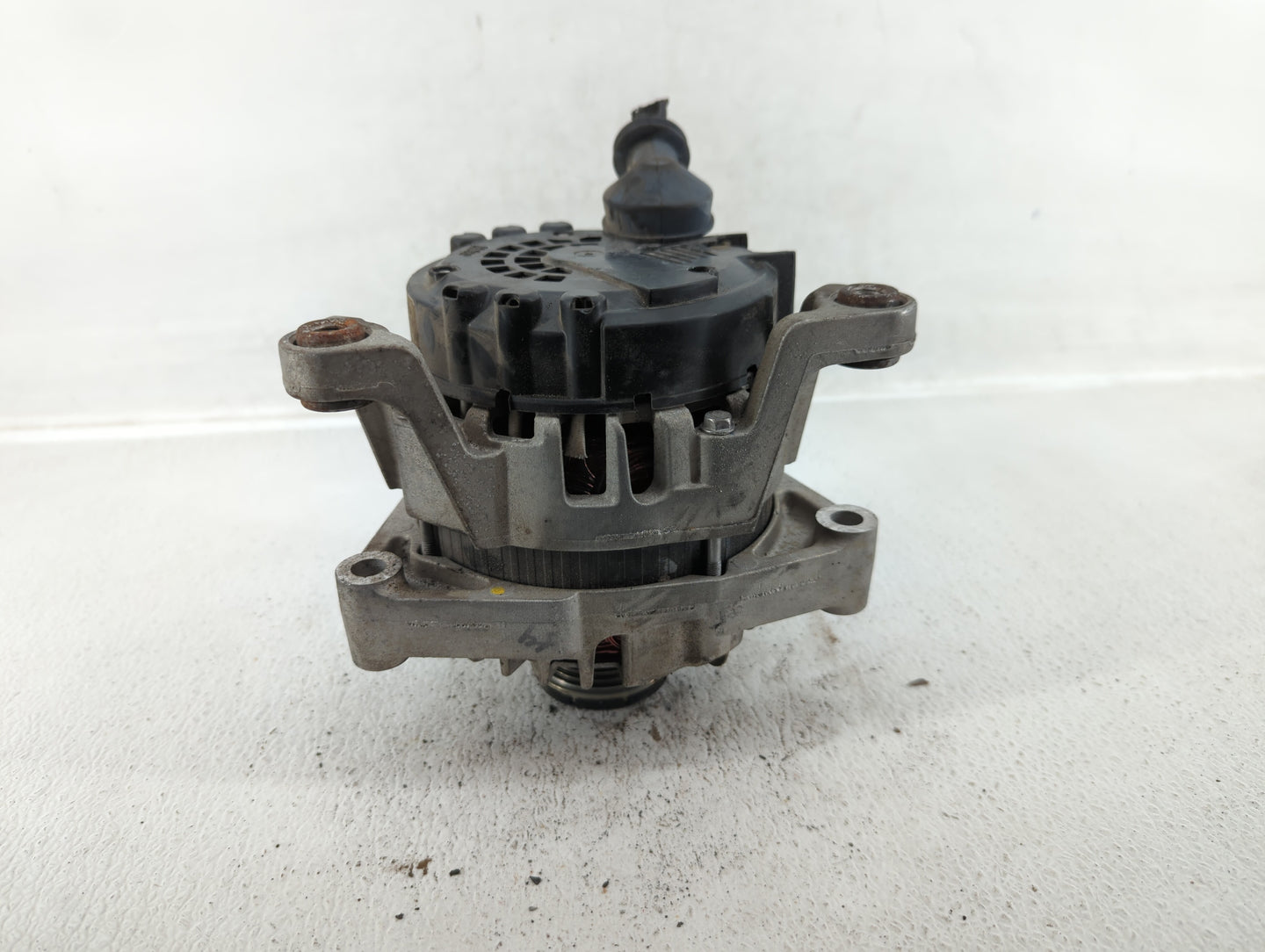 2013-2021 Chevrolet Trax Alternator Replacement Generator Charging Assembly Engine OEM P/N:13597226 13588289 Fits OEM Used A
