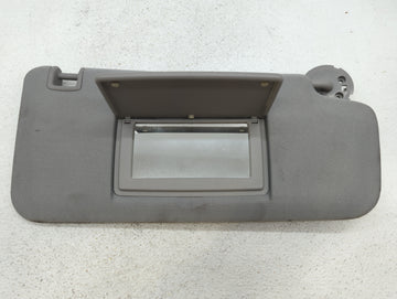 2017-2021 Chevrolet Trax Sun Visor Shade Replacement Passenger Right Mirror Fits Fits 2017 2018 2019 2020 2021 OEM Used Auto