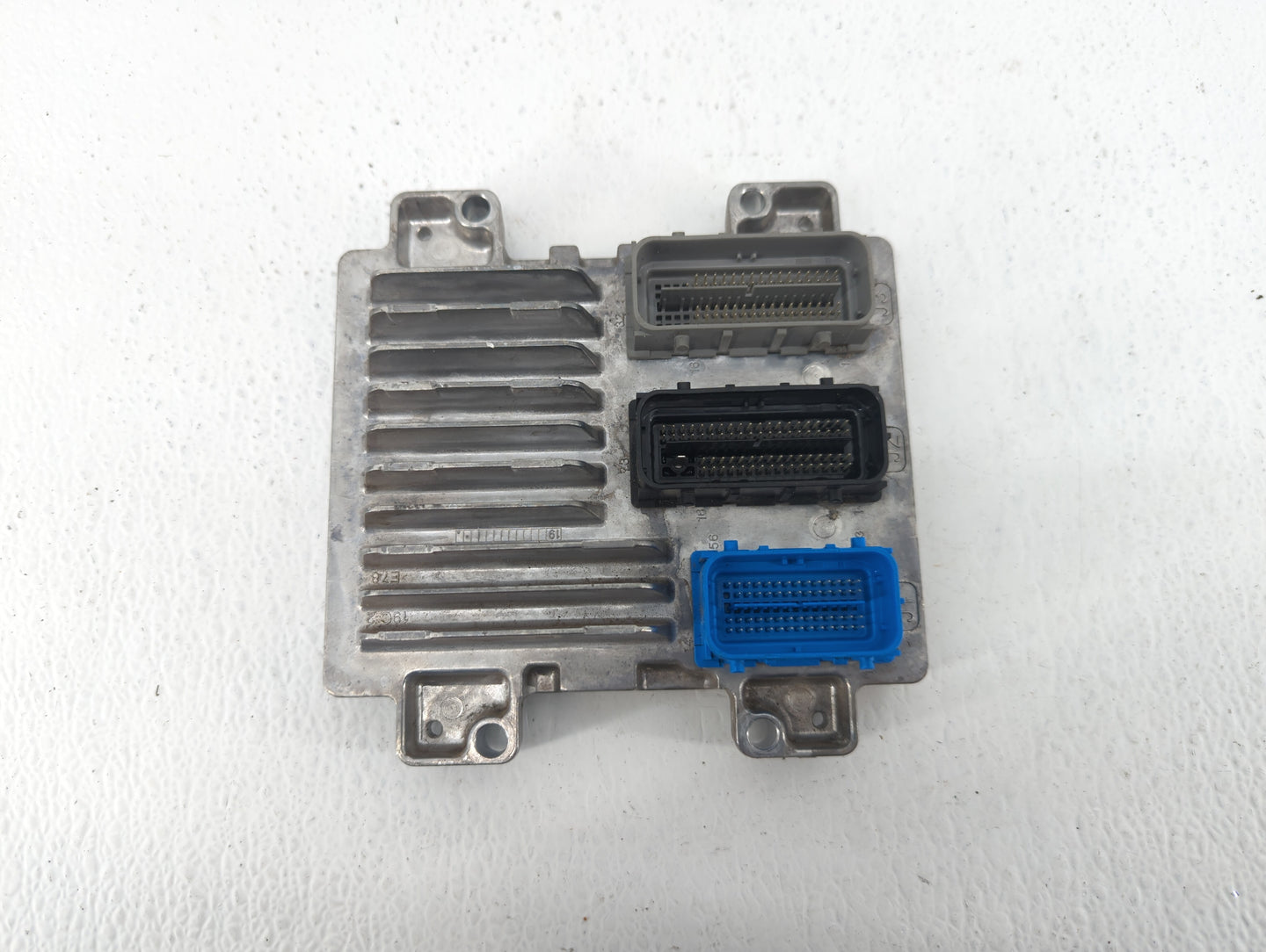 2017-2021 Chevrolet Trax PCM Engine Control Computer ECU ECM PCU OEM P/N:12692201 12695536 Fits Fits 2017 2018 2019 2020 202