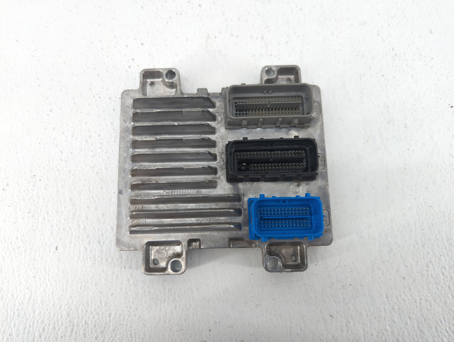 2017-2021 Chevrolet Trax PCM Engine Control Computer ECU ECM PCU OEM P/N:12692201 12695536 Fits Fits 2017 2018 2019 2020 202