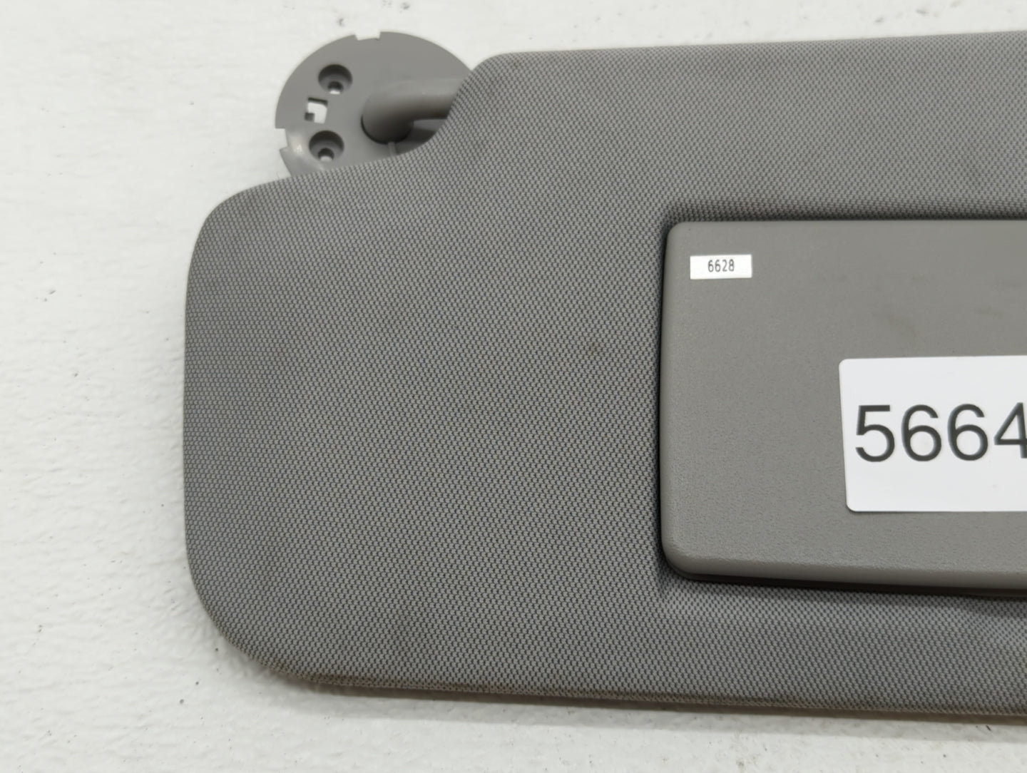 2017-2021 Chevrolet Trax Sun Visor Shade Replacement Passenger Right Mirror Fits Fits 2017 2018 2019 2020 2021 OEM Used Auto