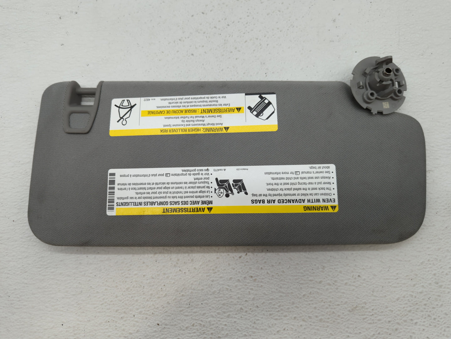 2017-2021 Chevrolet Trax Sun Visor Shade Replacement Passenger Right Mirror Fits Fits 2017 2018 2019 2020 2021 OEM Used Auto