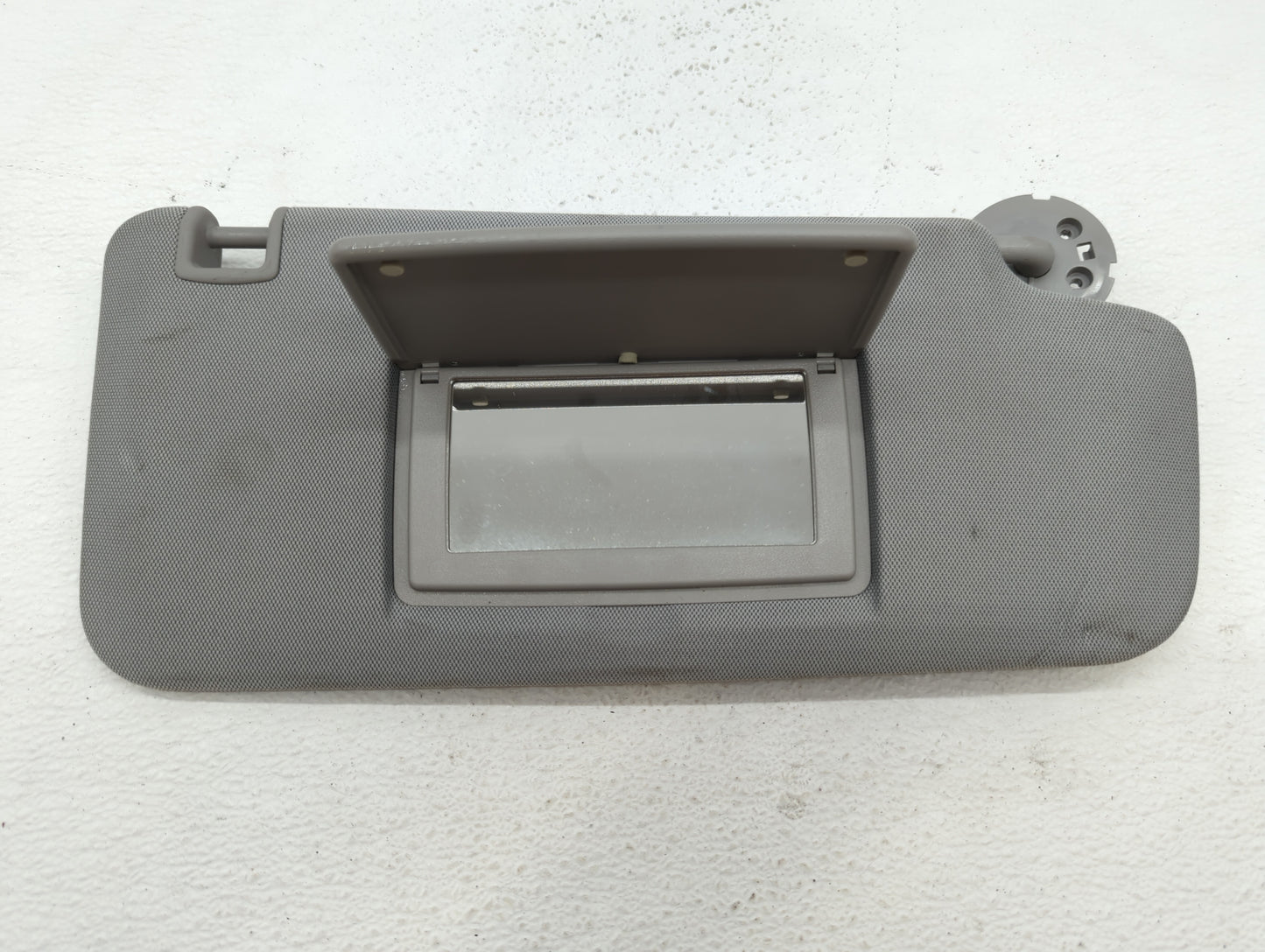 2017-2021 Chevrolet Trax Sun Visor Shade Replacement Driver Left Mirror Fits Fits 2017 2018 2019 2020 2021 OEM Used Auto Par