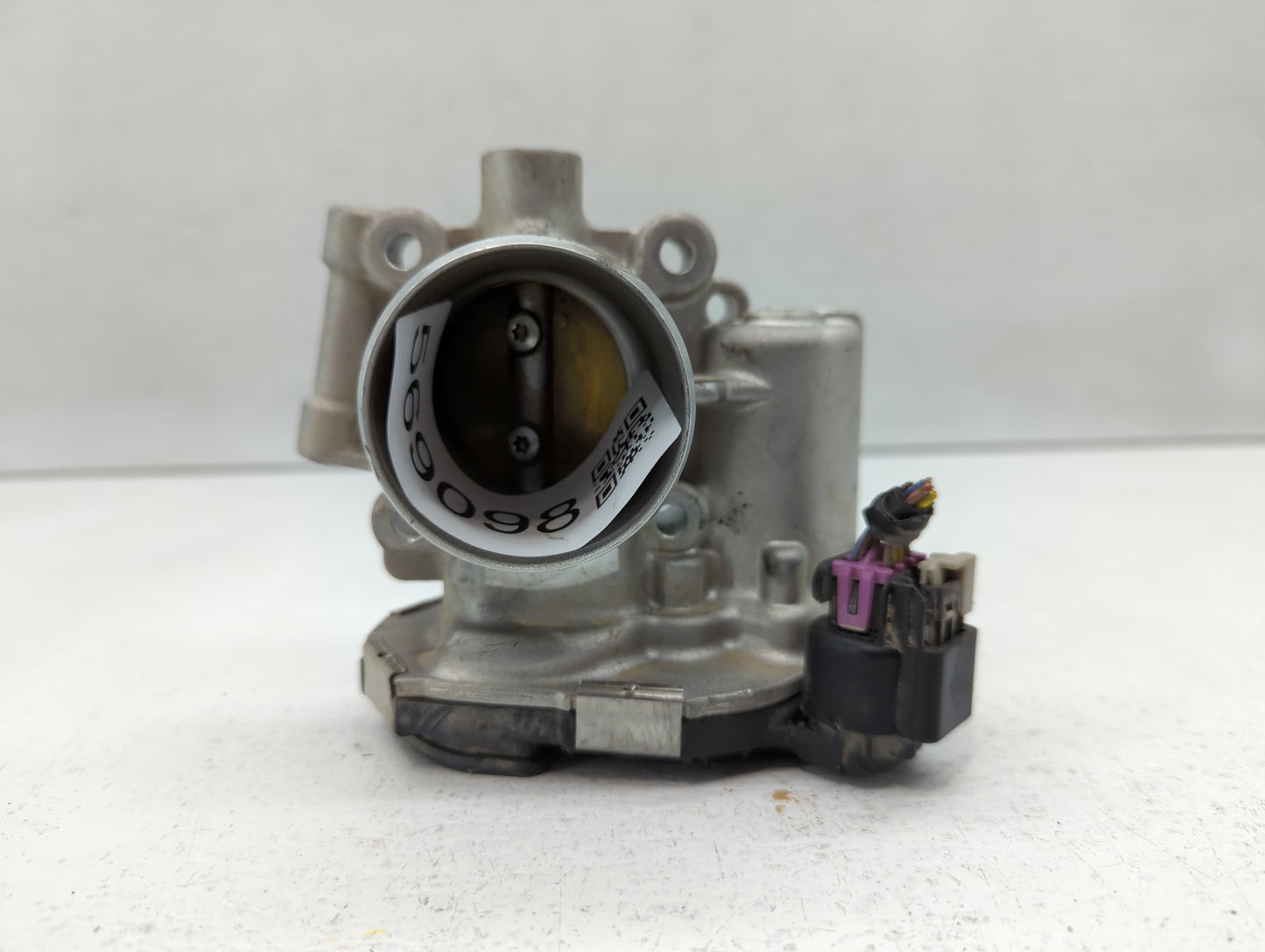 2013-2021 Chevrolet Trax Throttle Body P/N:55565489 Fits Fits 2011 2012 2013 2014 2015 2016 2017 2018 2019 2020 2021 OEM Use