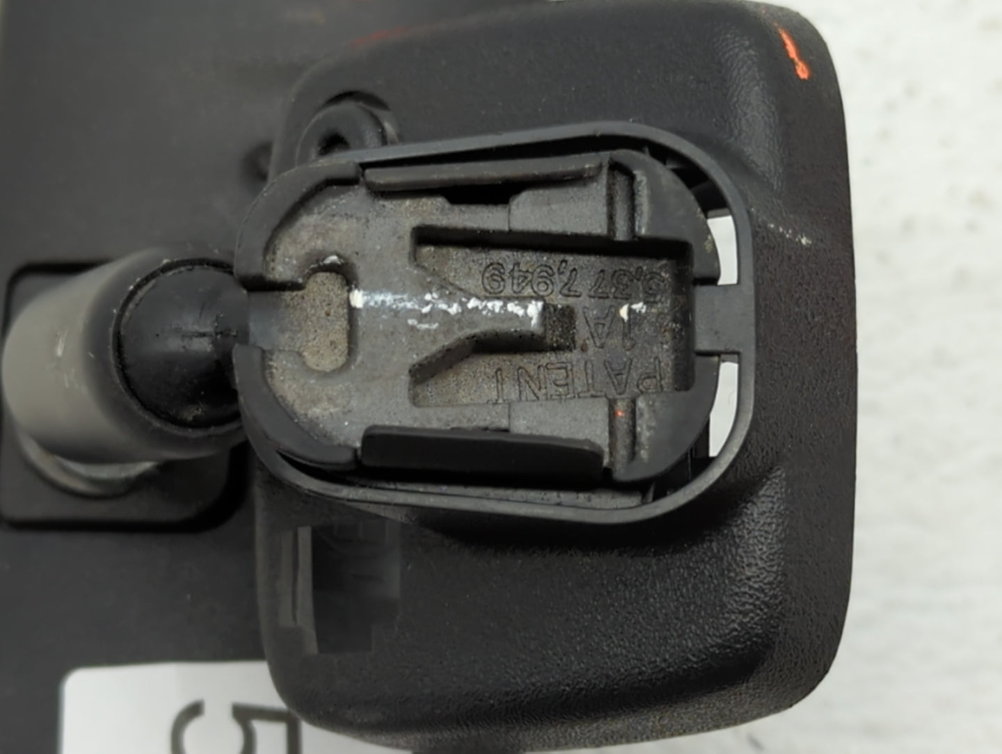 2013-2020 Chevrolet Trax Interior Rear View Mirror Replacement OEM P/N:E8011083 Fits OEM Used Auto Parts - Oemusedautoparts1