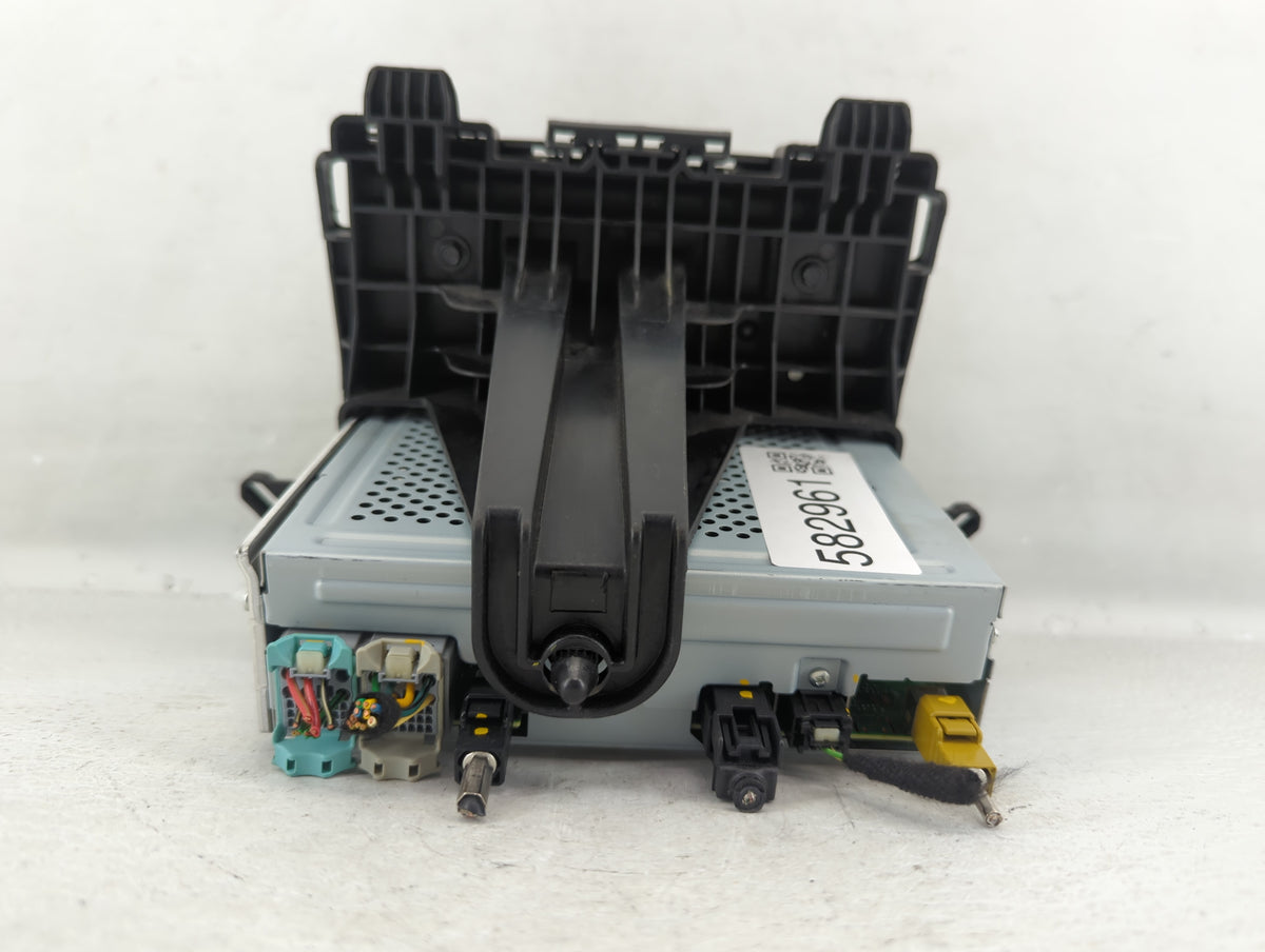 2017 Chevrolet Trax Radio AM FM Cd Player Receiver Replacement P/N:84388577 Fits OEM Used Auto Parts - Oemusedautoparts1.com