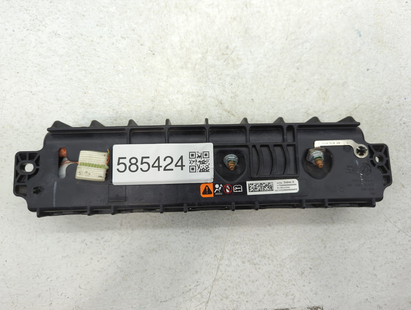 Chevrolet Trax Air Bag Passenger Right Dashboard Oem - Oemusedautoparts1.com