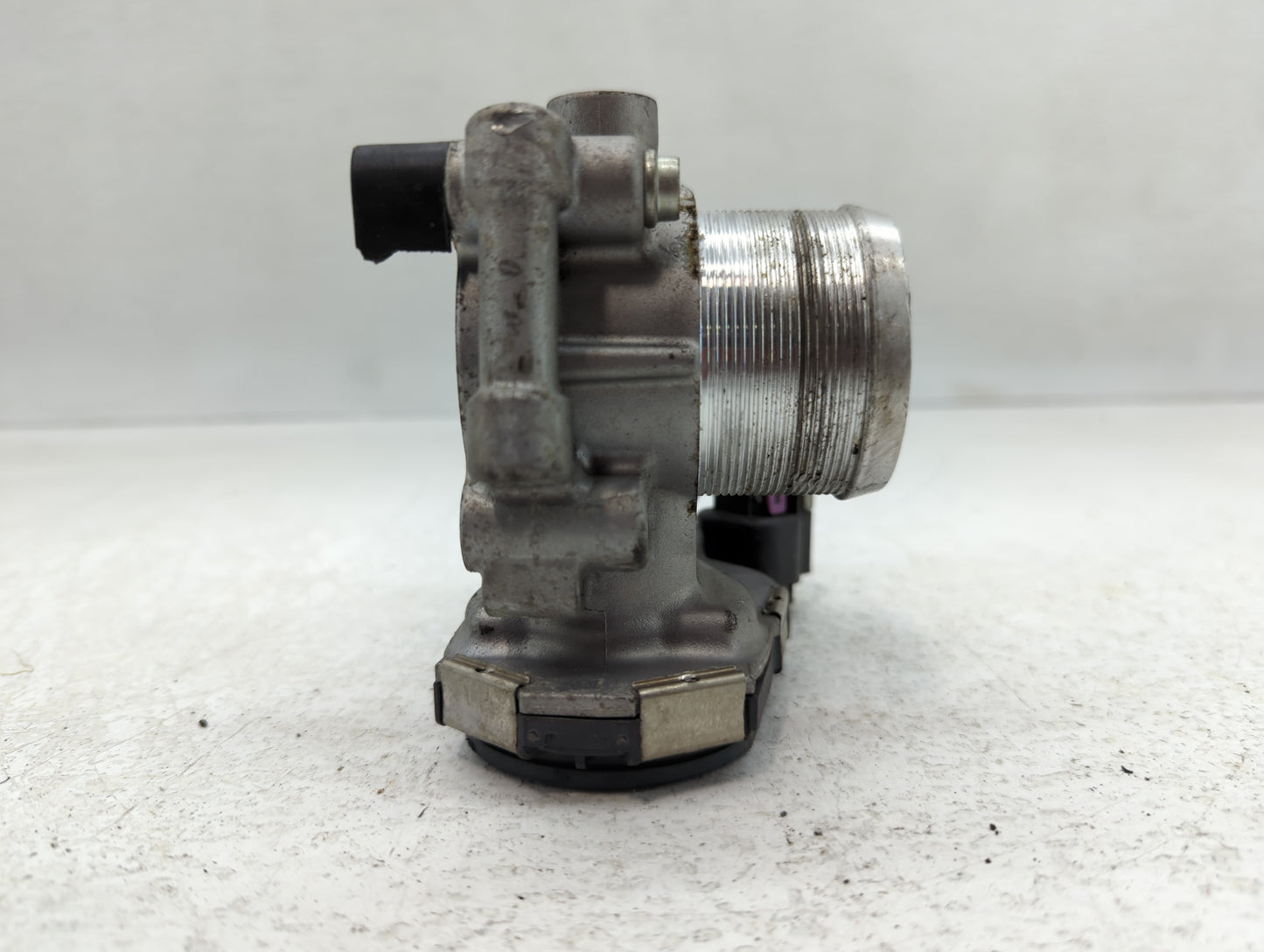 2013-2021 Chevrolet Trax Throttle Body P/N:55 565 489 Fits Fits 2011 2012 2013 2014 2015 2016 2017 2018 2019 2020 2021 OEM U
