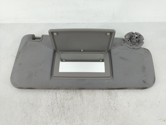 2017-2021 Chevrolet Trax Sun Visor Shade Replacement Passenger Right Mirror Fits Fits 2017 2018 2019 2020 2021 OEM Used Auto