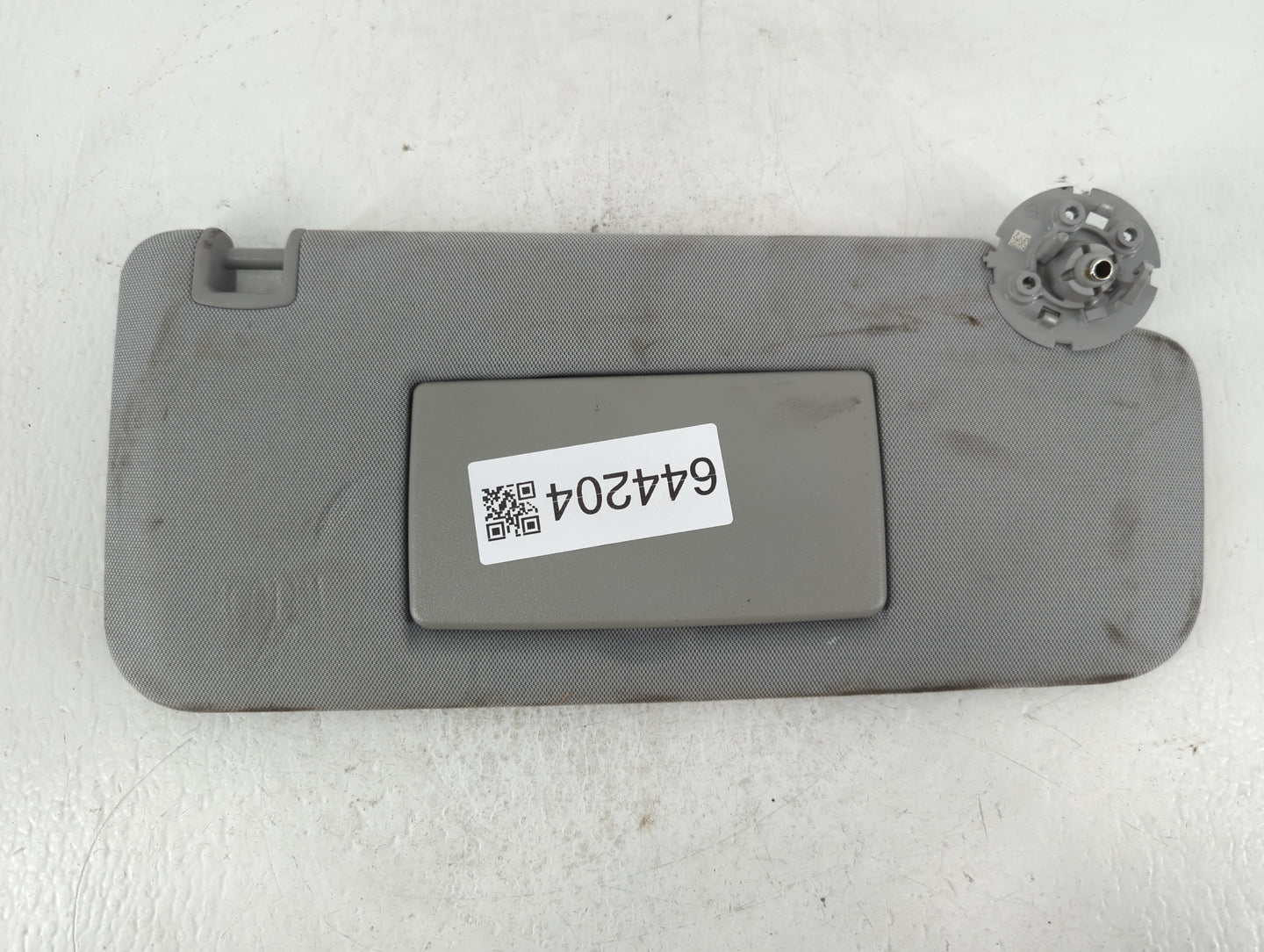 2017-2021 Chevrolet Trax Sun Visor Shade Replacement Passenger Right Mirror Fits Fits 2017 2018 2019 2020 2021 OEM Used Auto