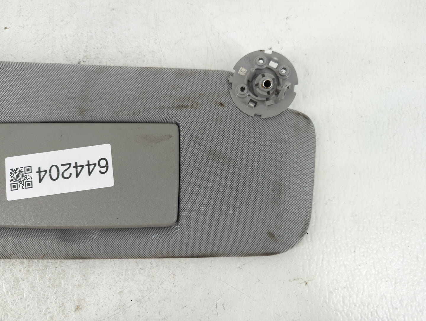 2017-2021 Chevrolet Trax Sun Visor Shade Replacement Passenger Right Mirror Fits Fits 2017 2018 2019 2020 2021 OEM Used Auto