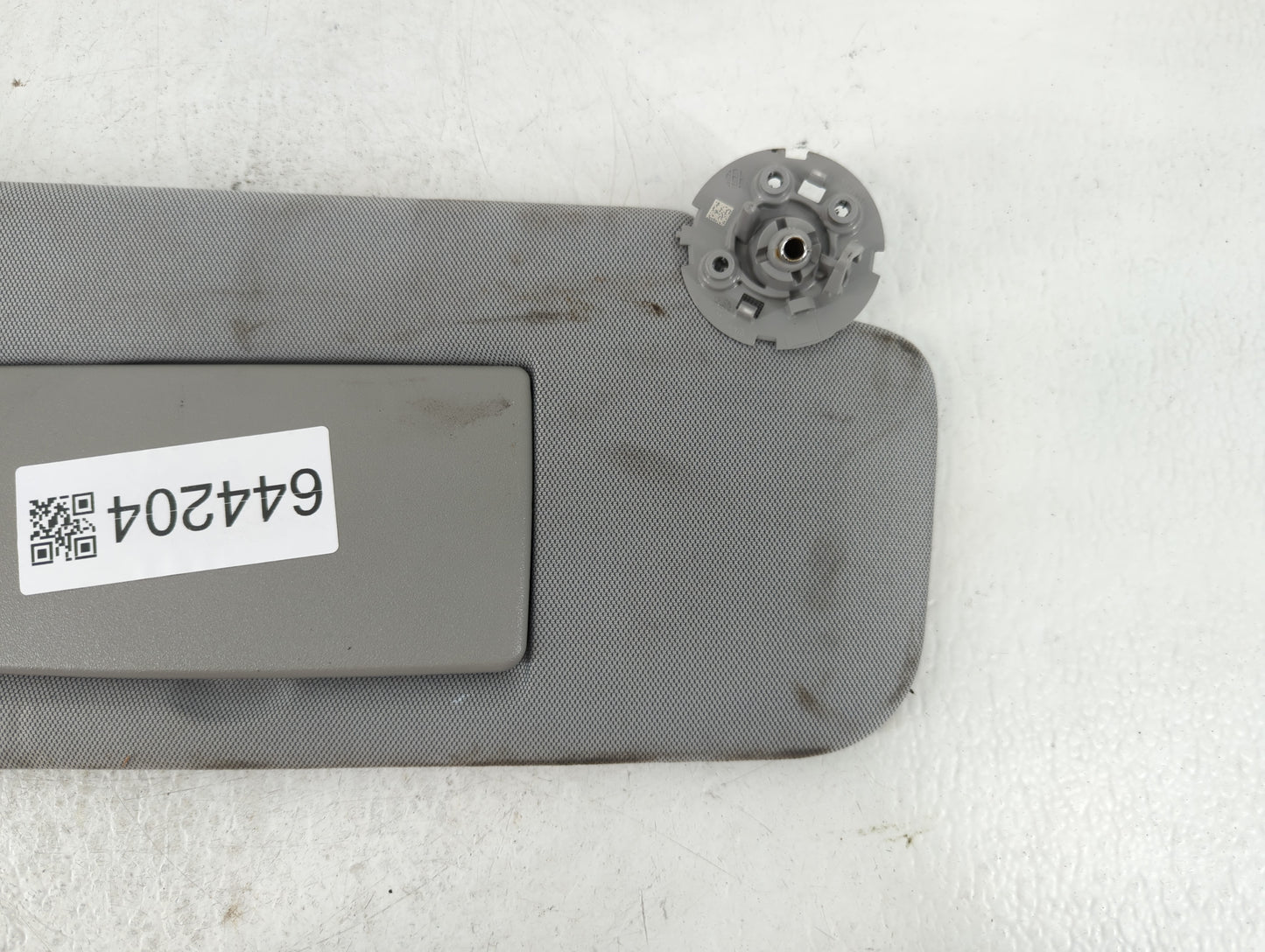 2017-2021 Chevrolet Trax Sun Visor Shade Replacement Passenger Right Mirror Fits Fits 2017 2018 2019 2020 2021 OEM Used Auto