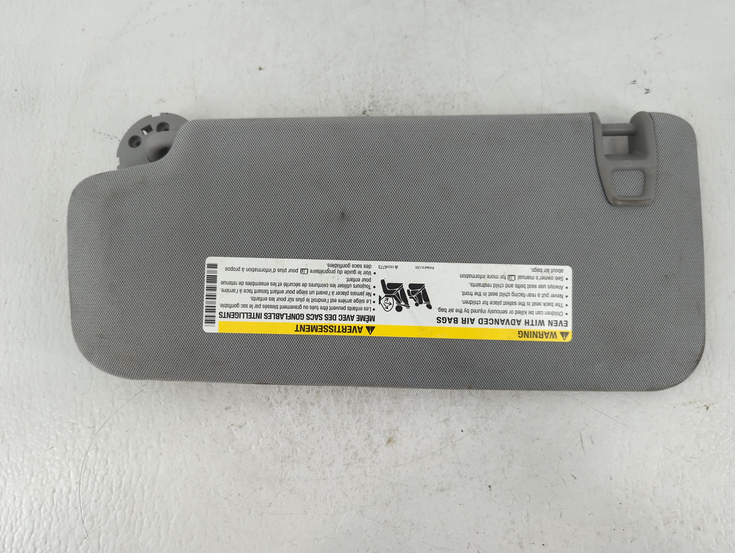 2017-2021 Chevrolet Trax Sun Visor Shade Replacement Passenger Right Mirror Fits Fits 2017 2018 2019 2020 2021 OEM Used Auto