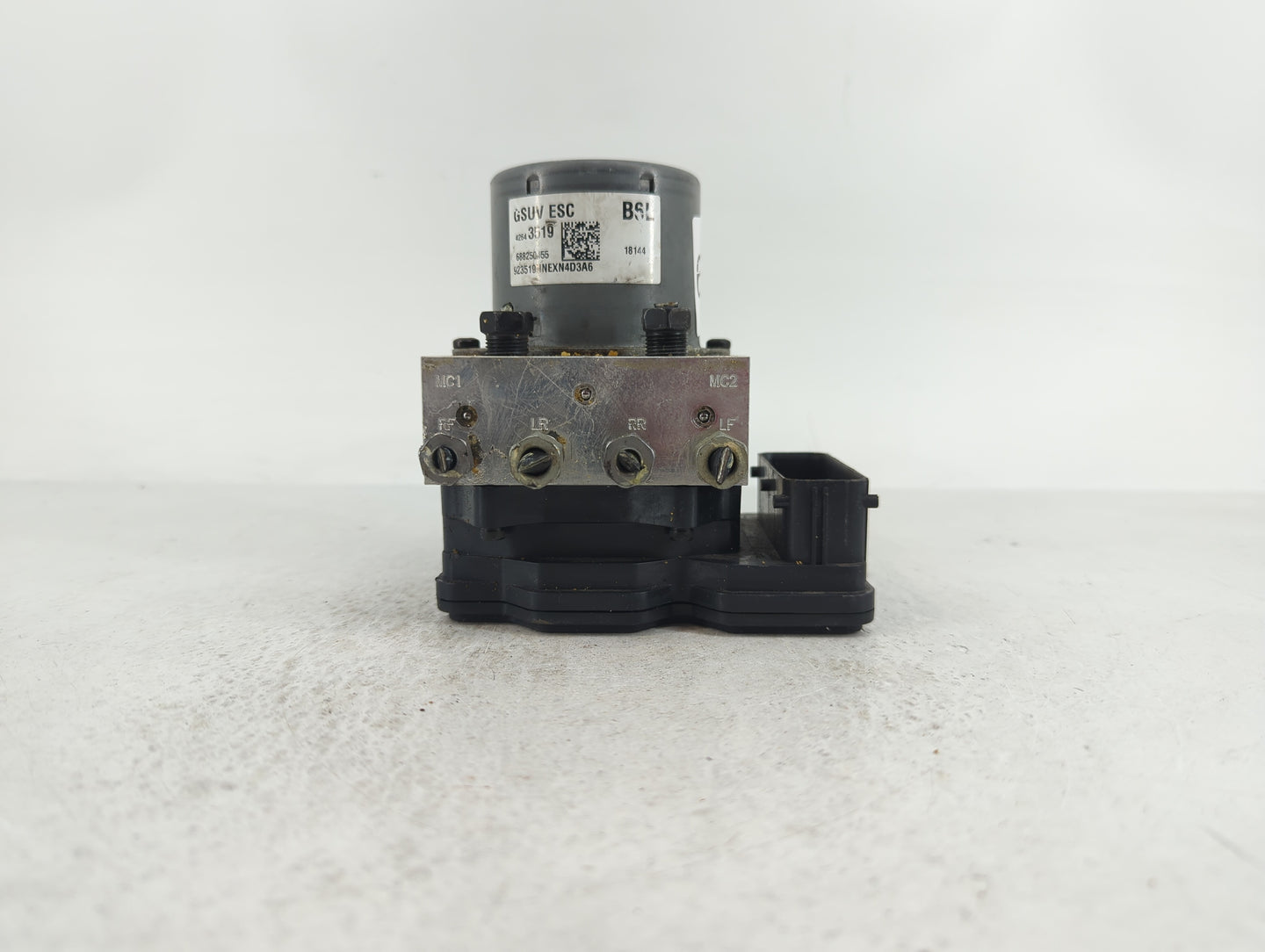 2017-2020 Chevrolet Trax ABS Pump Control Module Replacement P/N:42643519 Fits Fits 2017 2018 2019 2020 OEM Used Auto Parts 