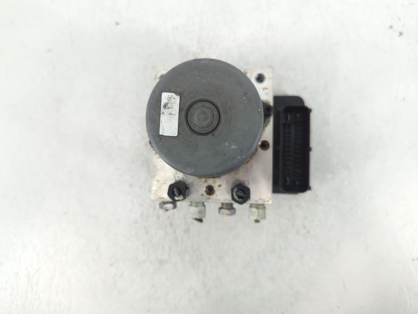 2017-2020 Chevrolet Trax ABS Pump Control Module Replacement P/N:42643519 Fits Fits 2017 2018 2019 2020 OEM Used Auto Parts 