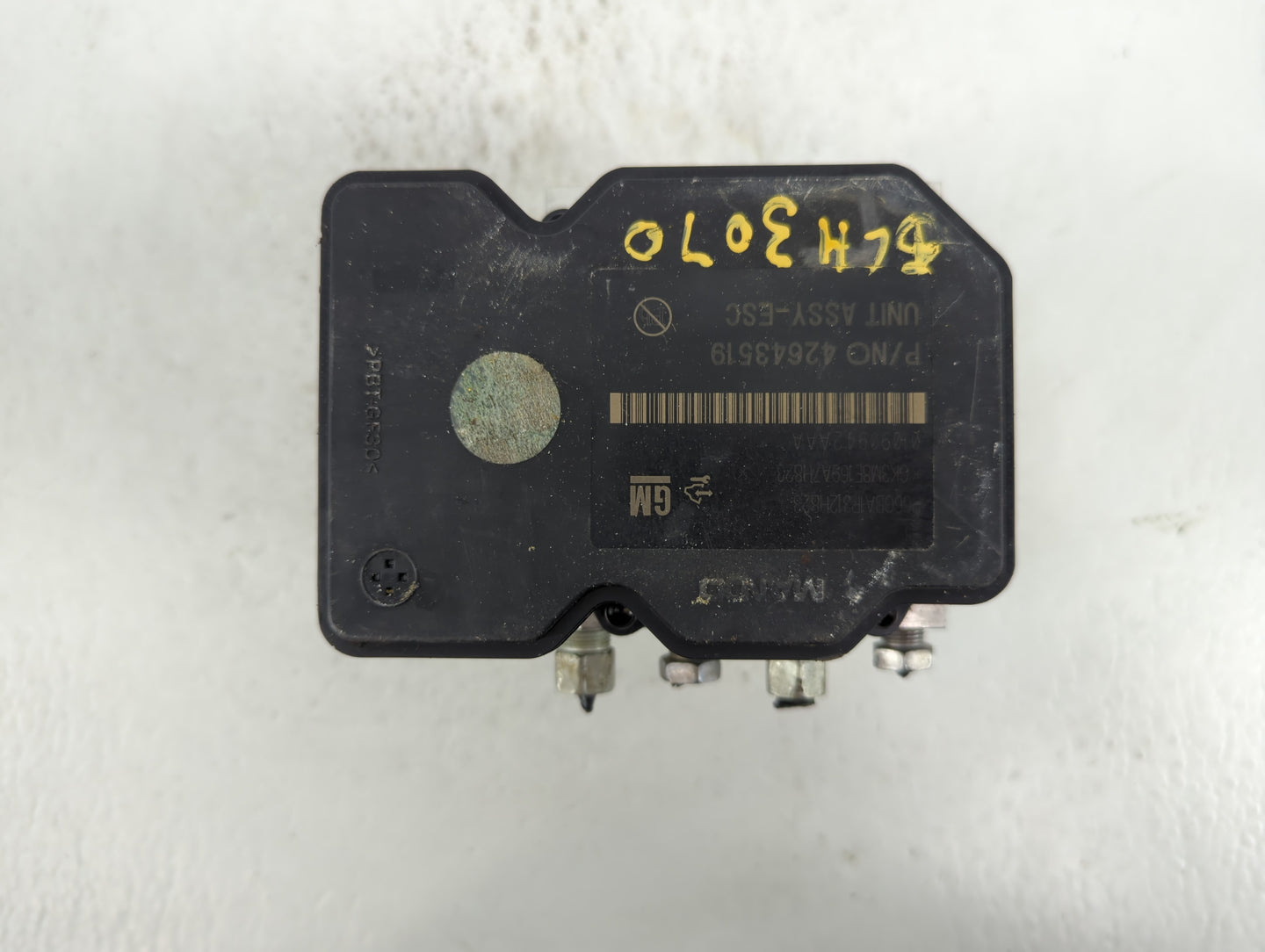 2017-2020 Chevrolet Trax ABS Pump Control Module Replacement P/N:42643519 Fits Fits 2017 2018 2019 2020 OEM Used Auto Parts 