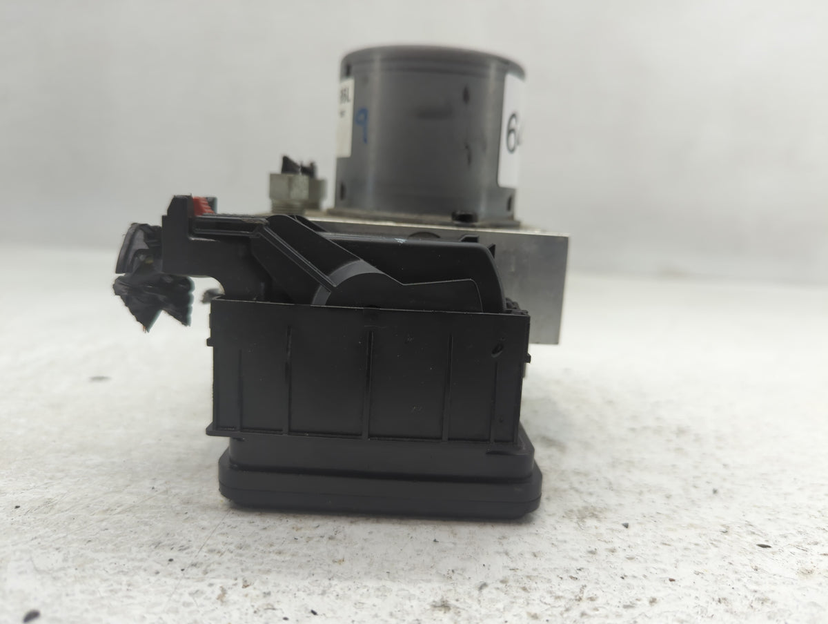 2017-2020 Chevrolet Trax Anti-Lock Brake ABS Pump Module Actuator OEM P/N:42633519 Fits Fits 2017 2018 2019 2020 OEM Used Au