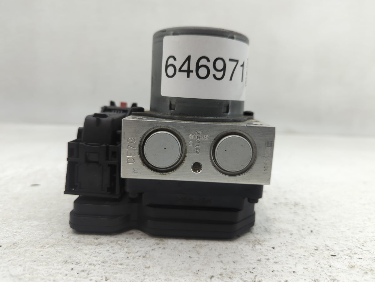 2017-2020 Chevrolet Trax Anti-Lock Brake ABS Pump Module Actuator OEM P/N:42633519 Fits Fits 2017 2018 2019 2020 OEM Used Au