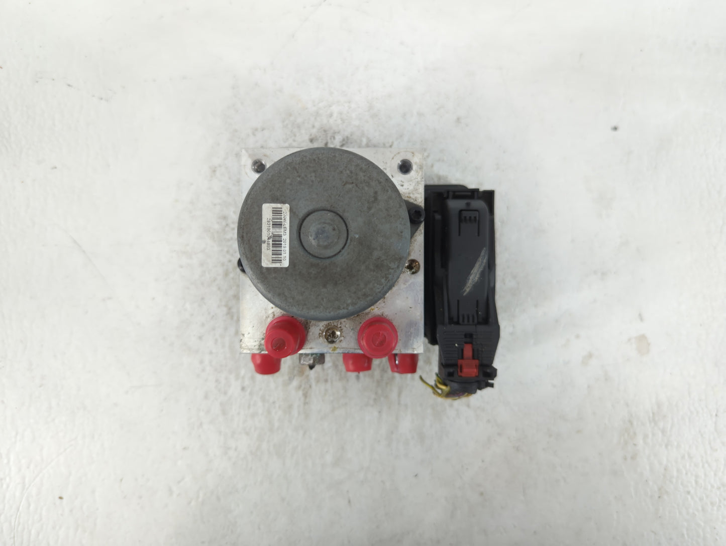 2017-2021 Chevrolet Trax ABS Pump Control Module Replacement P/N:42643519 Fits Fits 2017 2018 2019 2020 2021 OEM Used Auto P