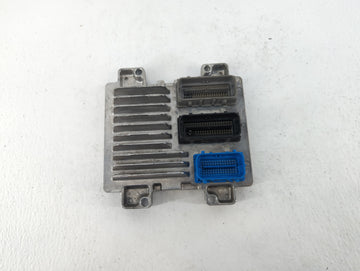 2017-2021 Chevrolet Trax PCM Engine Control Computer ECU ECM PCU OEM P/N:12695536 Fits Fits 2017 2018 2019 2020 2021 OEM Use