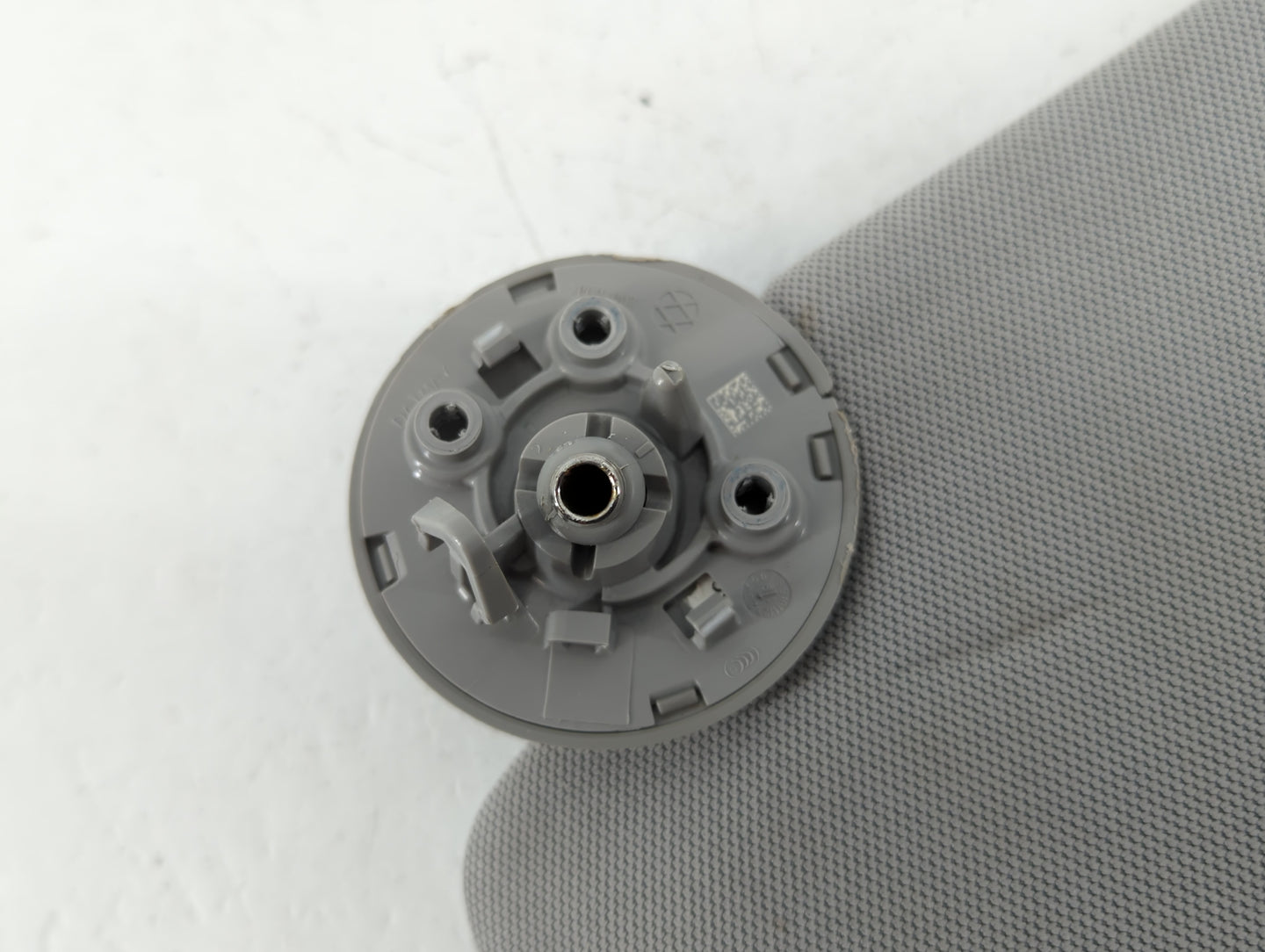 2017-2021 Chevrolet Trax Sun Visor Shade Replacement Passenger Right Mirror Fits Fits 2017 2018 2019 2020 2021 OEM Used Auto