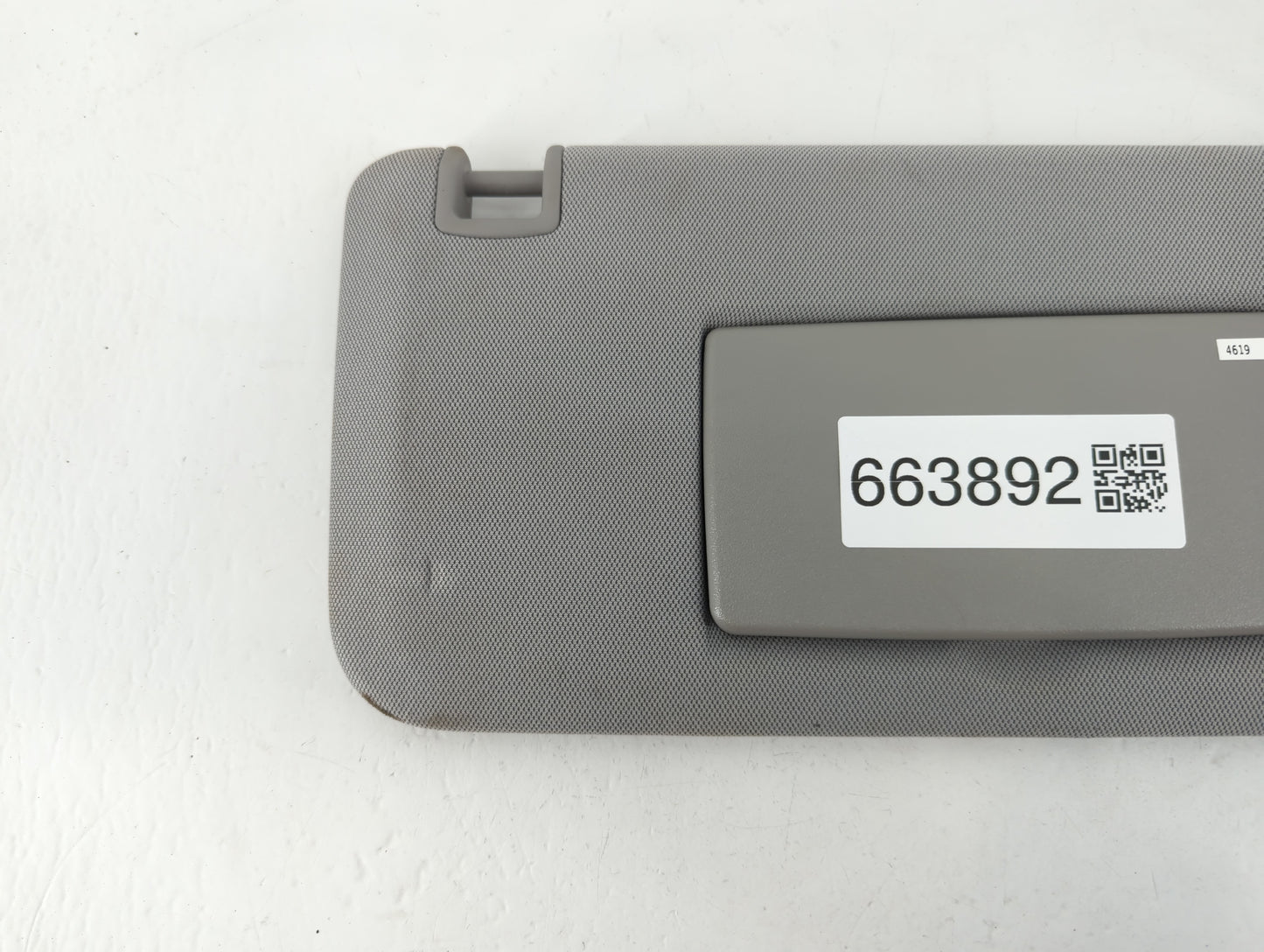 2017-2021 Chevrolet Trax Sun Visor Shade Replacement Passenger Right Mirror Fits Fits 2017 2018 2019 2020 2021 OEM Used Auto