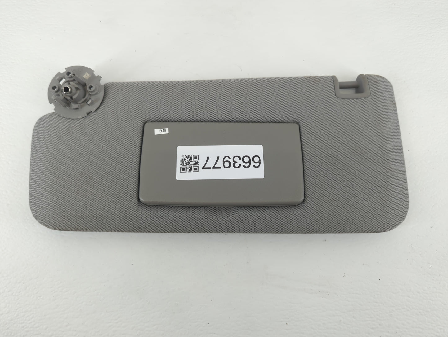 2017-2021 Chevrolet Trax Sun Visor Shade Replacement Driver Left Mirror Fits Fits 2017 2018 2019 2020 2021 OEM Used Auto Par