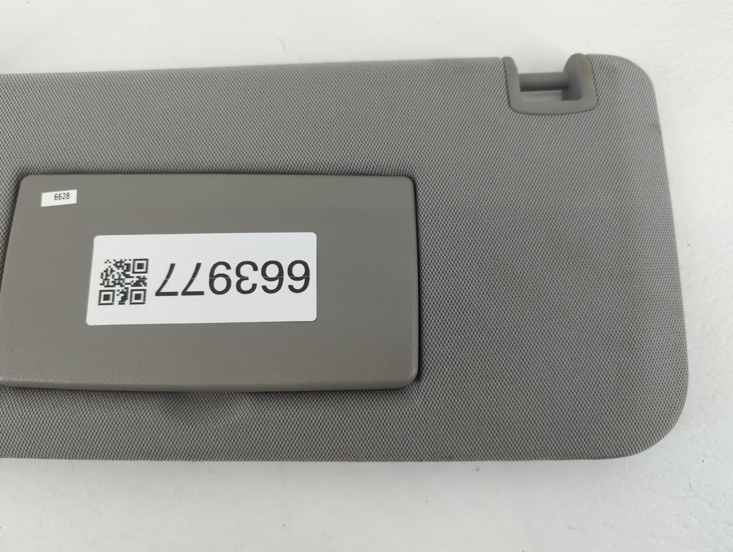 2017-2021 Chevrolet Trax Sun Visor Shade Replacement Driver Left Mirror Fits Fits 2017 2018 2019 2020 2021 OEM Used Auto Par