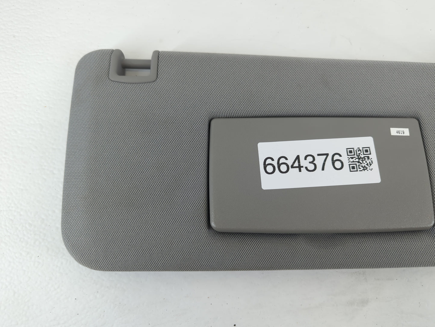 2017-2021 Chevrolet Trax Sun Visor Shade Replacement Passenger Right Mirror Fits Fits 2017 2018 2019 2020 2021 OEM Used Auto