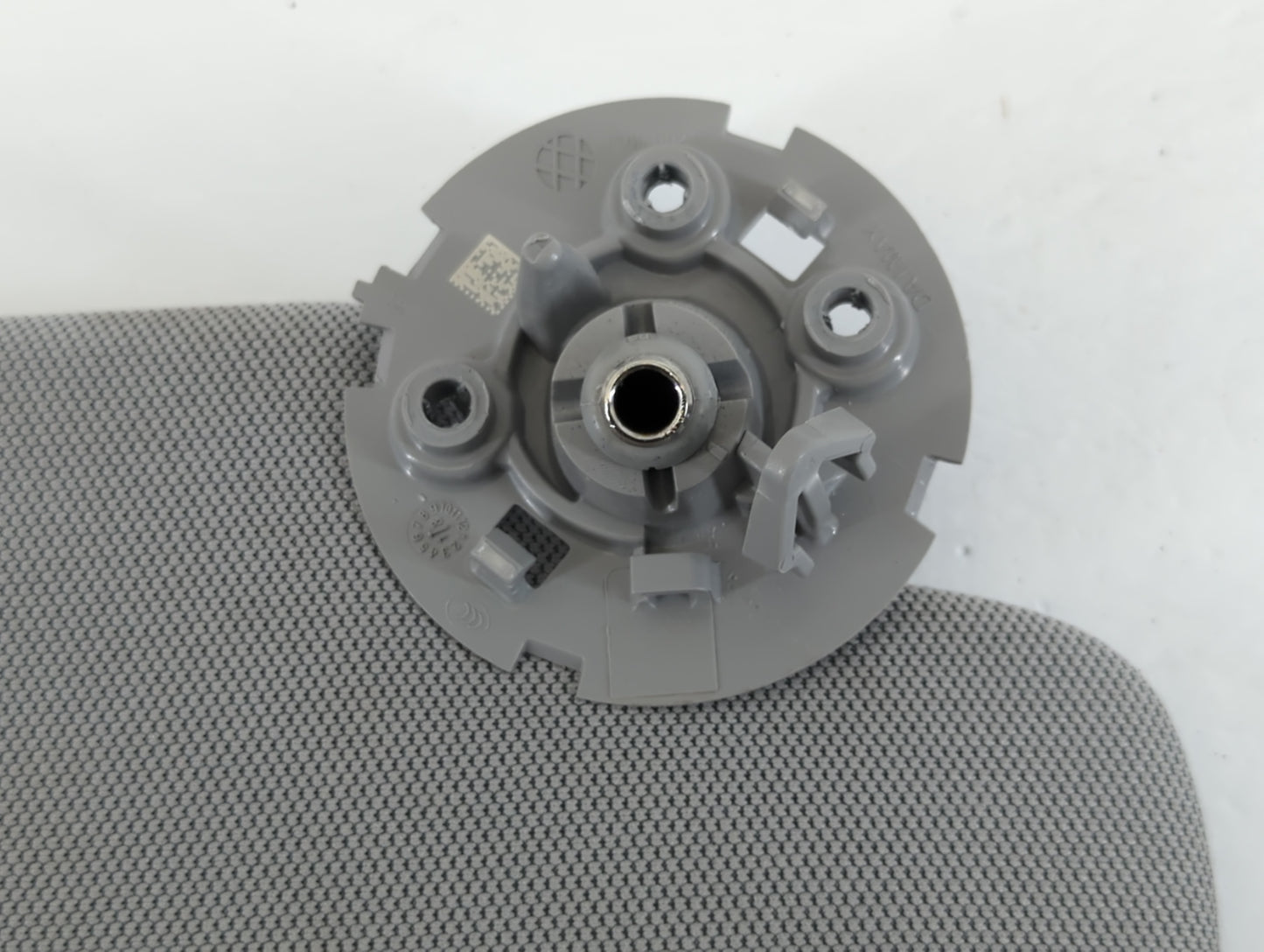 2017-2021 Chevrolet Trax Sun Visor Shade Replacement Passenger Right Mirror Fits Fits 2017 2018 2019 2020 2021 OEM Used Auto