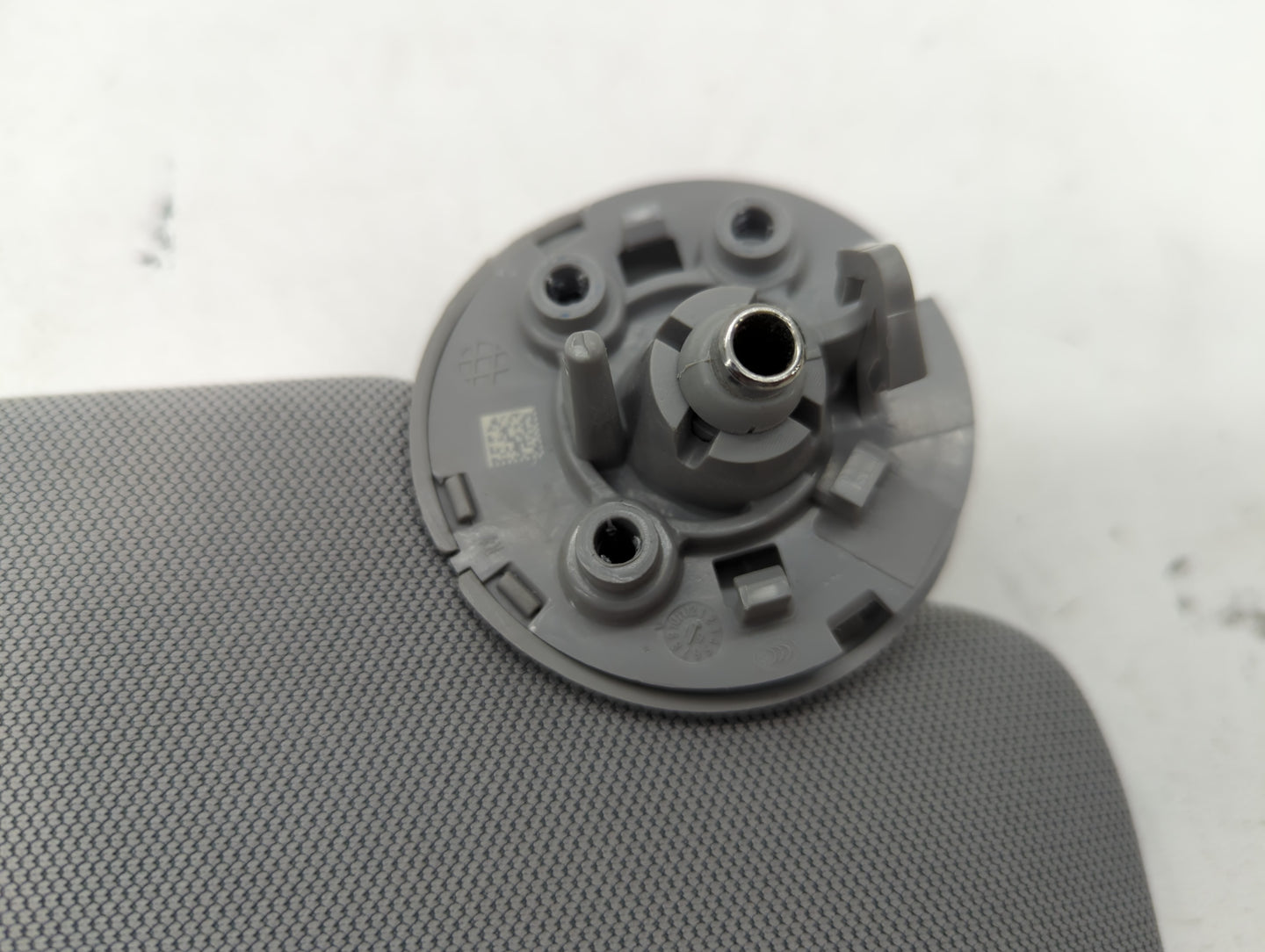 2017-2020 Chevrolet Trax Sun Visor Shade Replacement Passenger Right Mirror Fits Fits 2017 2018 2019 2020 OEM Used Auto Part